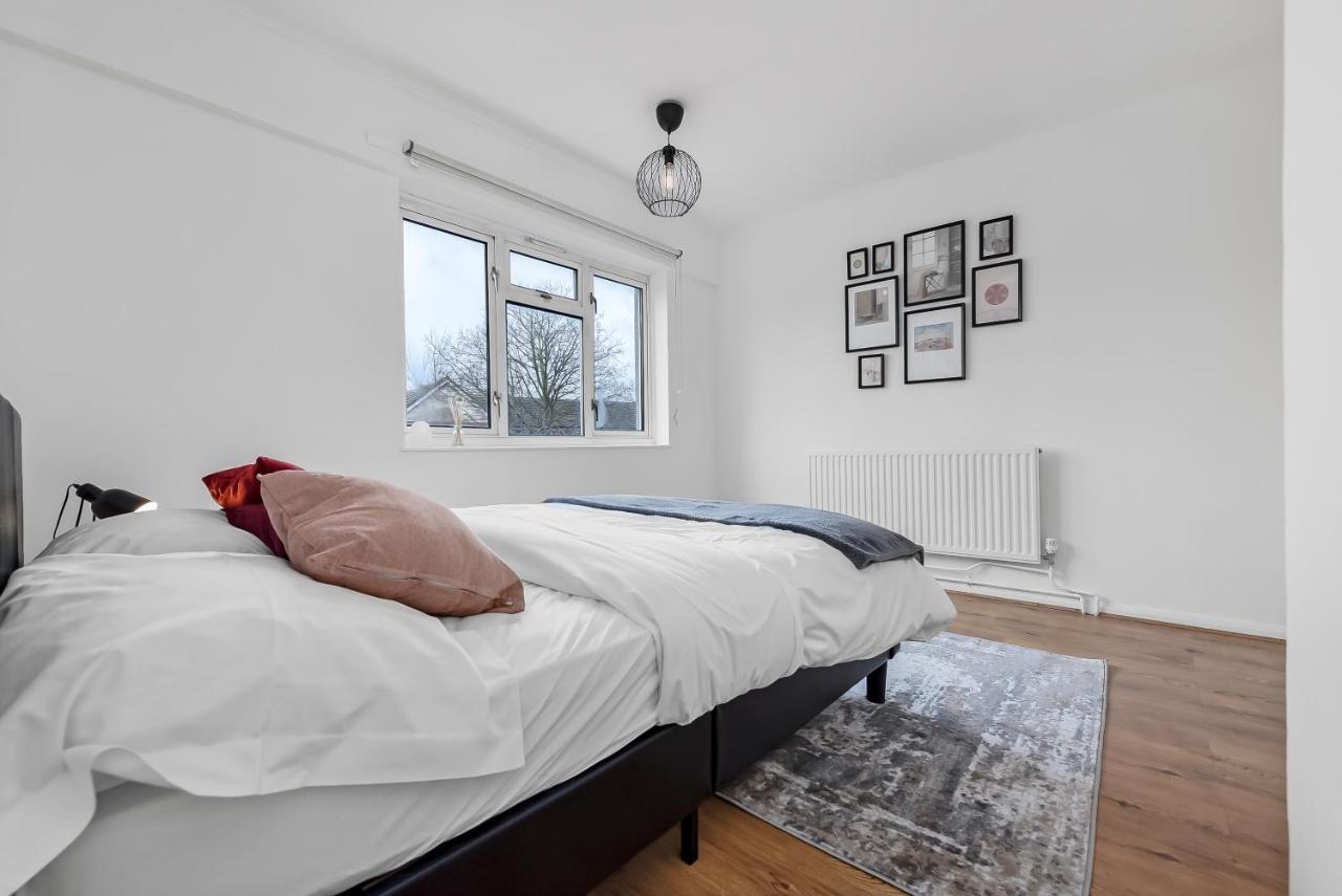 Stylish Excel 3 Bedroom Flat Londra Esterno foto