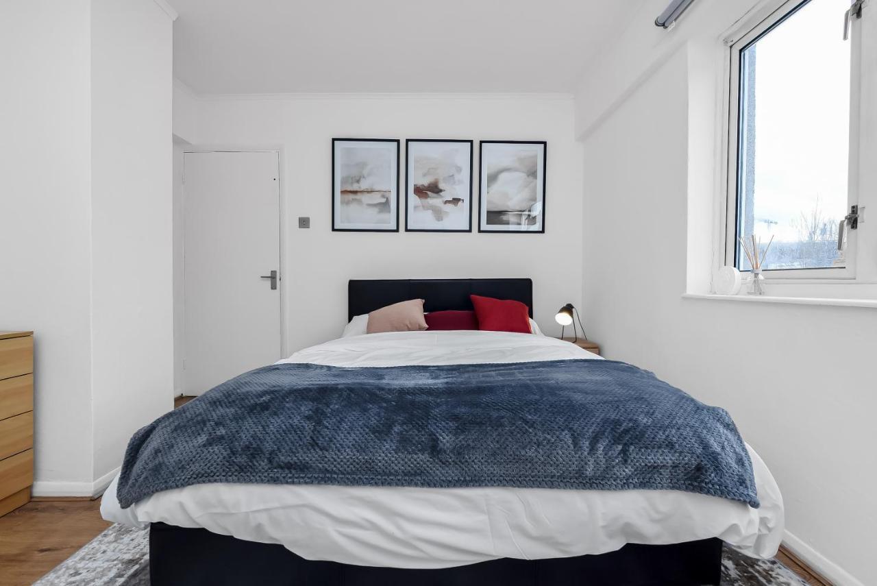 Stylish Excel 3 Bedroom Flat Londra Esterno foto